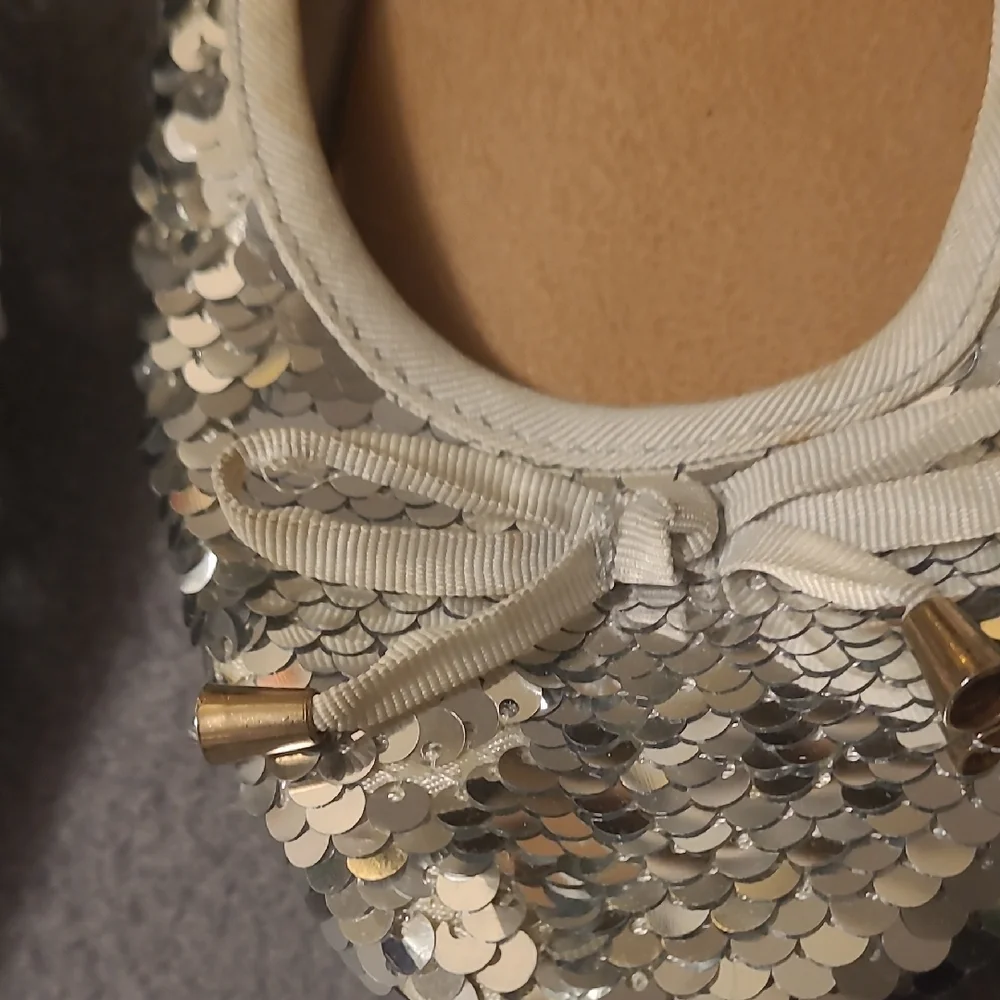 Ardene Glittering Silver Sequin Flats - Picture 3 of 5